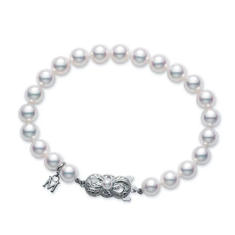 ladies bracelet charm-Akoya Pearl 7 -7.5mm Bracelet With Signature 18ct White Gold Clasp