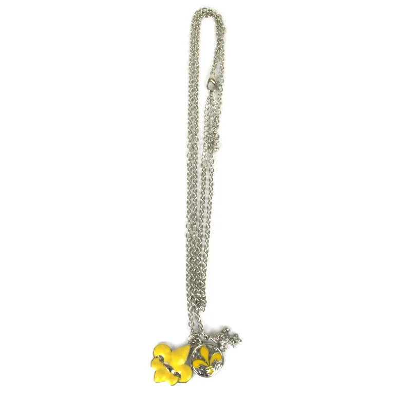 ladies necklace trendy gold-Fleur De Lis Charm Necklace Yellow