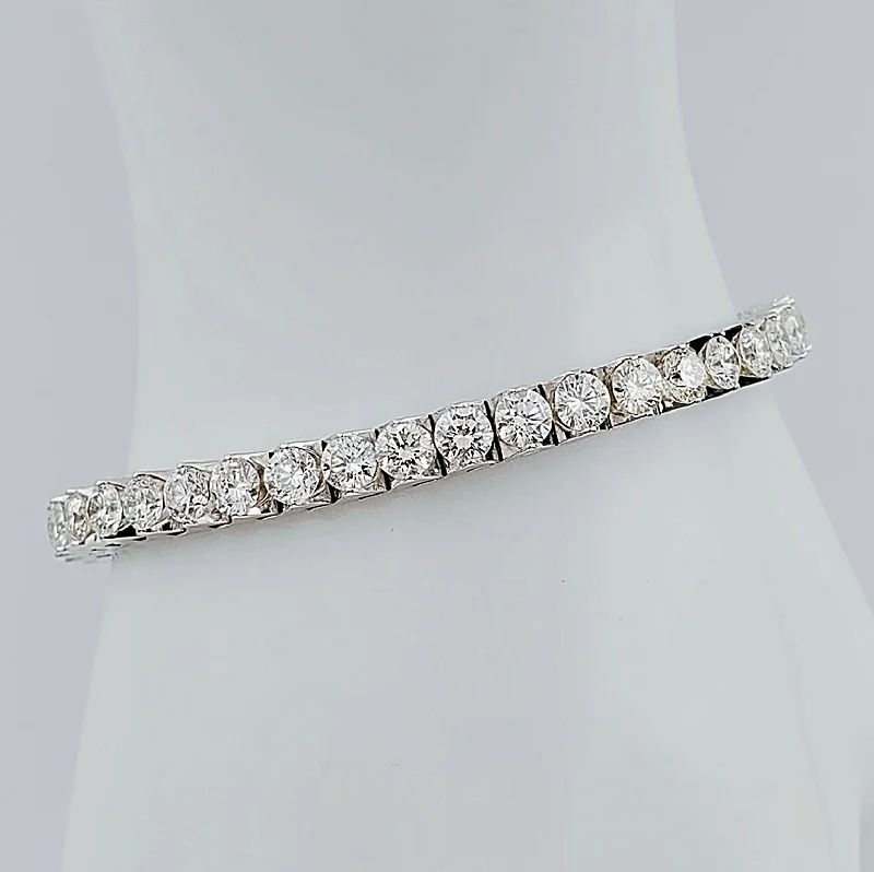 ladies bracelet sale rose gold-Women's 18K White Gold 10.25 Carat Total Weight (SI Color I) 26 GR Diamond Tennis Bracelet.