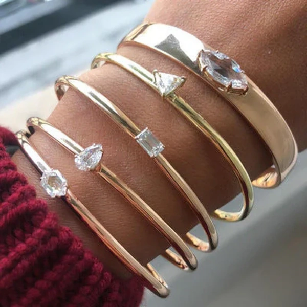 Bracelets & Bangles